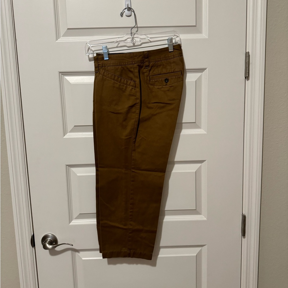 Eddie Bauer, 6 capris, dark green